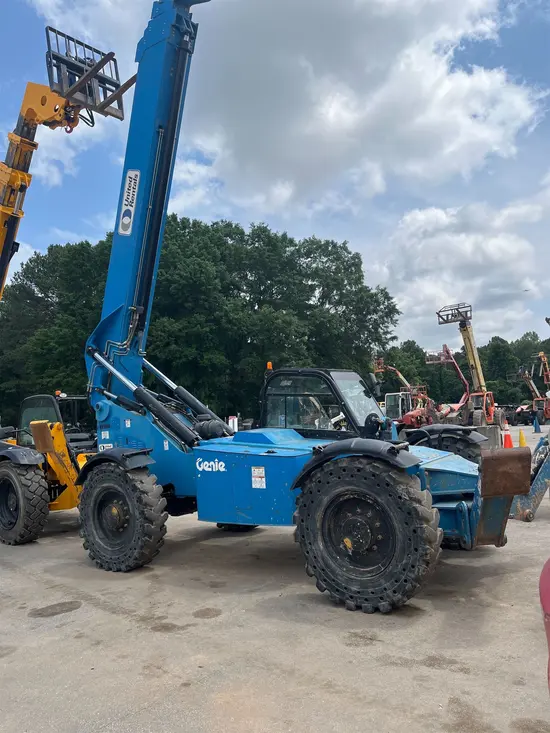 2016 Genie GTH-1056 Forklift