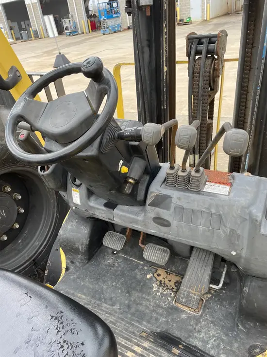 2017 HYSTER H50XT Warehouse Forklift