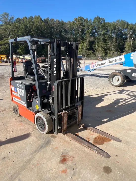 2018 Toyota 8FBCU25 Warehouse Forklift