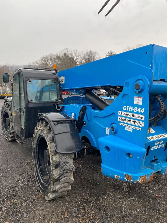 2016 Genie GTH-844 Forklift