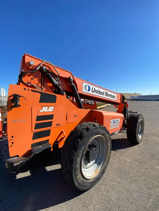 2016 SKYTRAK 6042 Forklift