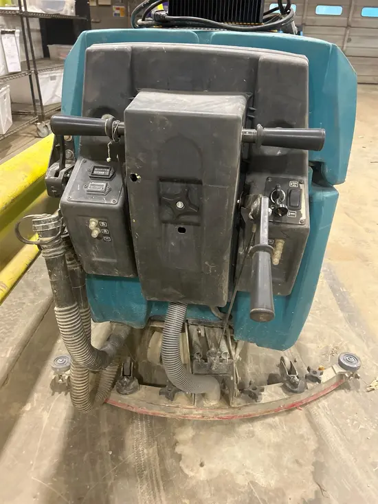 2017 Tennant M-5680 Scrubber