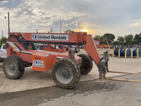 2015 SKYTRAK 8042 Forklift