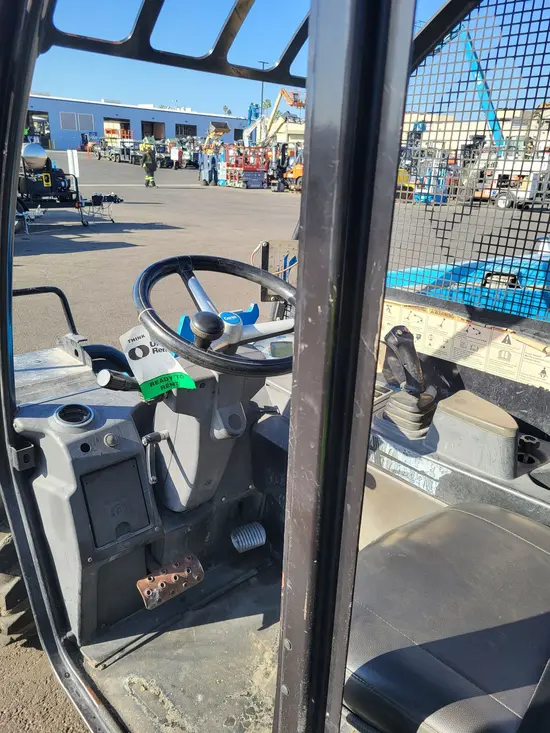 2015 Genie GTH-5519 Forklift