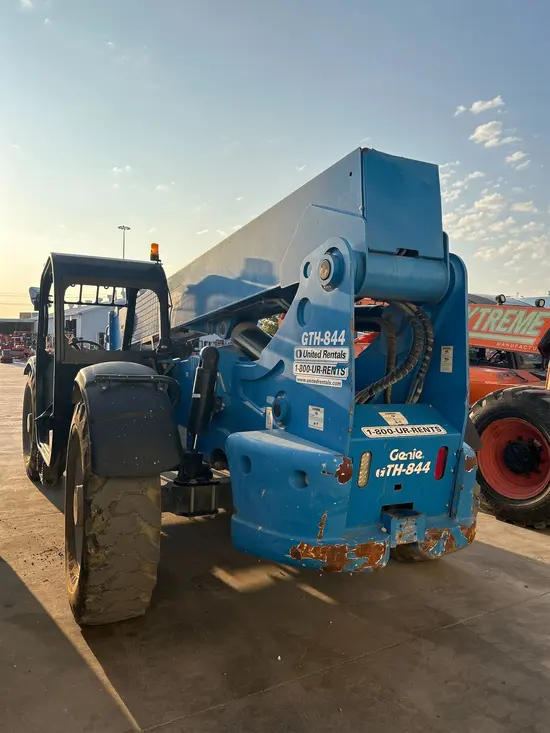 2015 Genie GTH-844 Forklift
