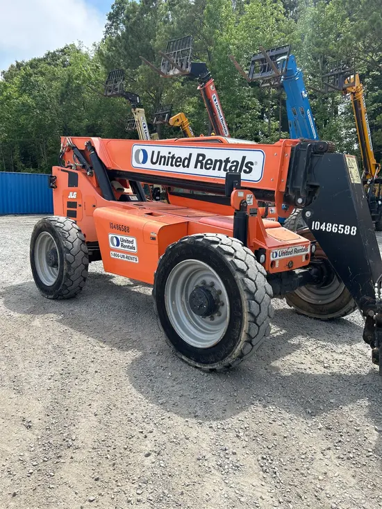 2016 SKYTRAK 8042 Forklift