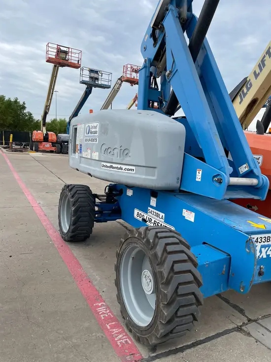 2014 Genie S-65 Boom Lift
