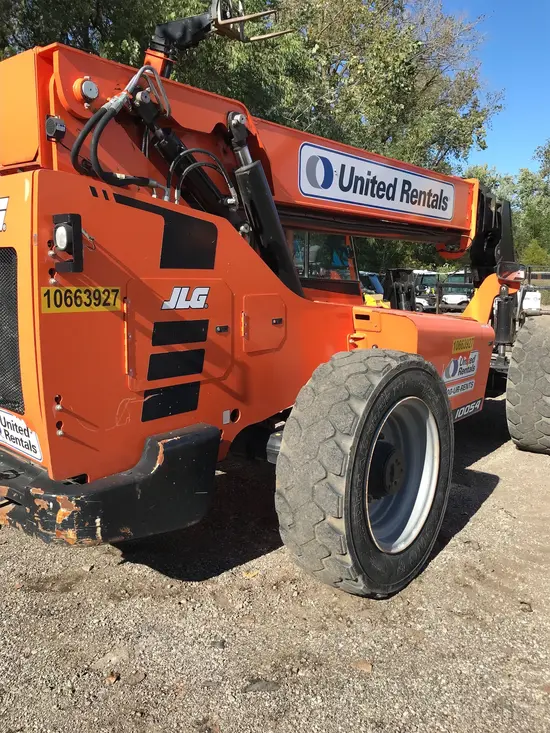 2017 SKYTRAK 10054 Forklift