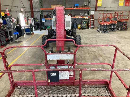 2015 MEC 60JD Boom Lift
