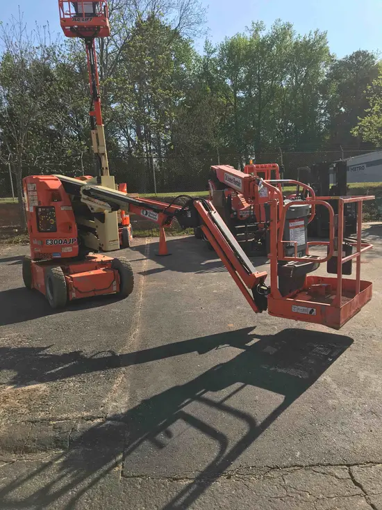 2013 JLG E300AJP Articulating Boom Lift