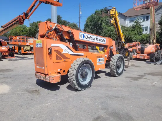 2014 SKYTRAK 6042 Forklift