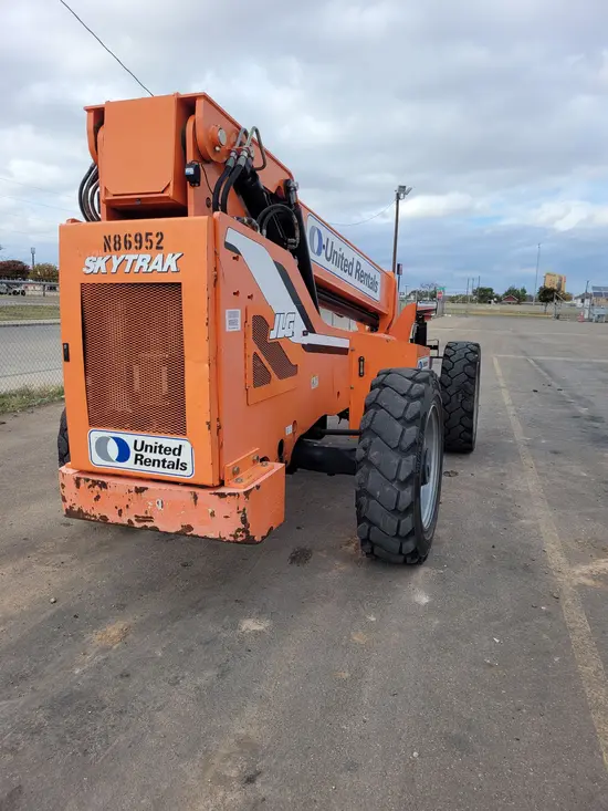 2014 SKYTRAK 8042 Forklift