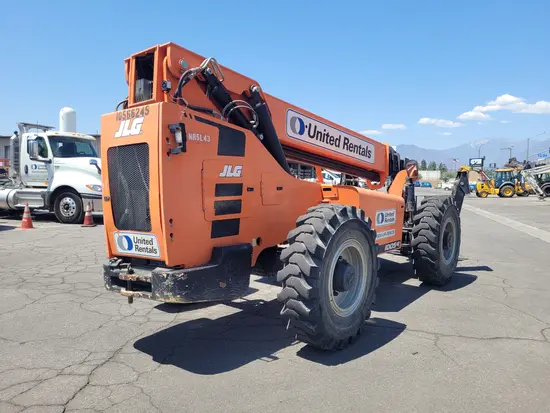 2017 SKYTRAK 10054 Forklift