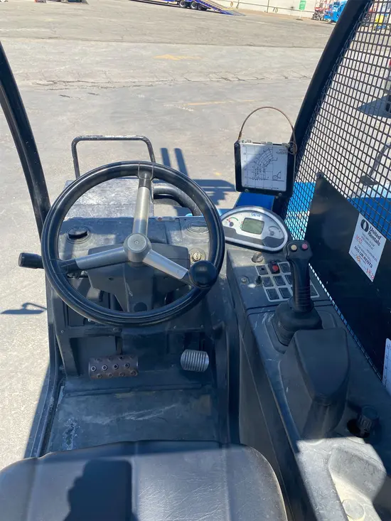 2015 Genie GTH-5519 Forklift
