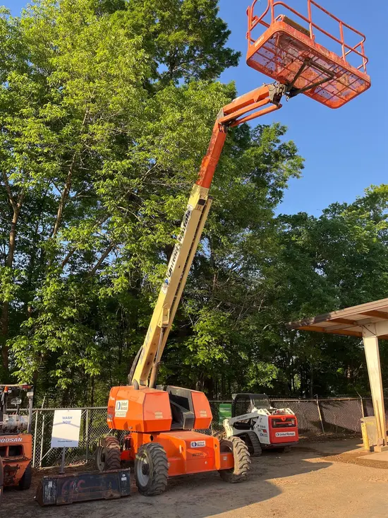 2017 JLG 660SJ Boom Lift