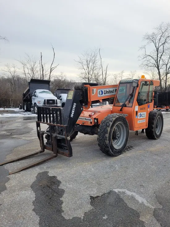 2016 SKYTRAK 8042 Forklift