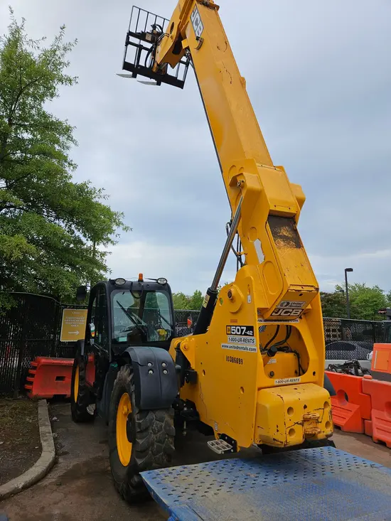 2015 JCB 507-42 Forklift