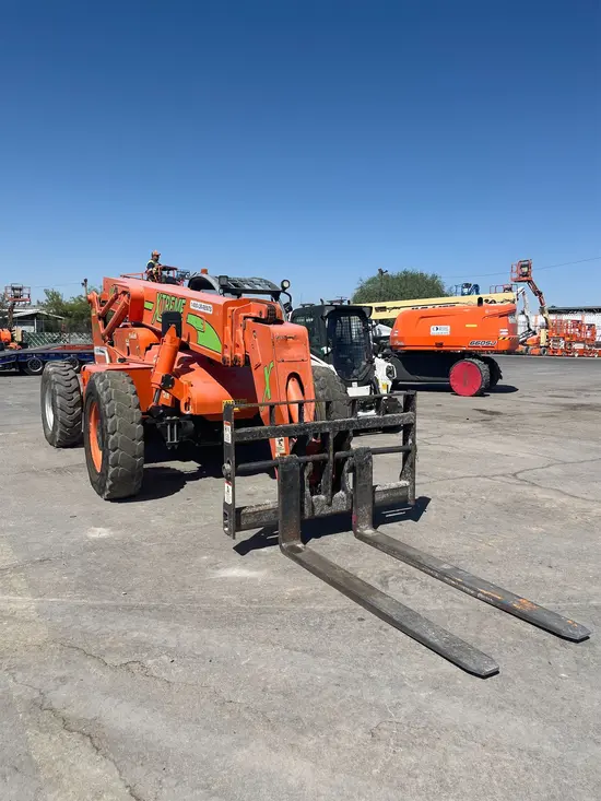 2016 XTREME XR1045 Forklift