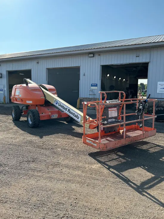 2014 JLG 400S Boom Lift