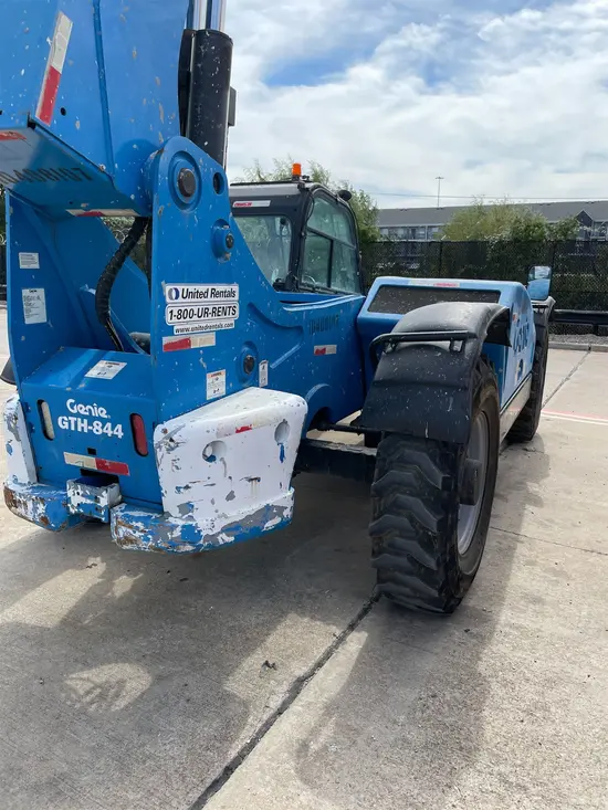 2015 Genie GTH-844 Forklift