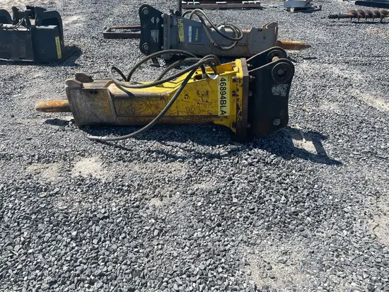 2015 Atlas Copco SB 452 Attachment