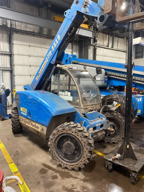 2014 Genie GTH-5519 Forklift