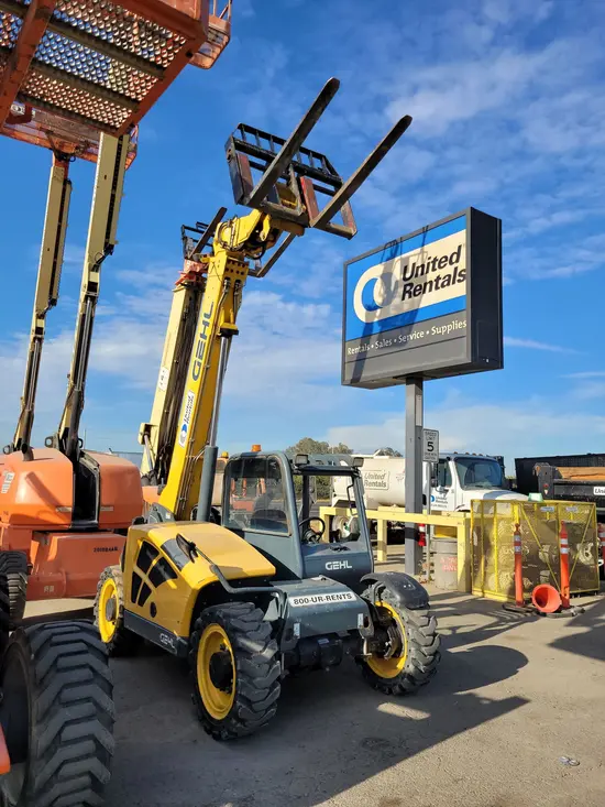 2017 Gehl RS5-19 Forklift