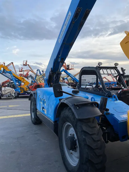2015 Genie GTH-844 Forklift