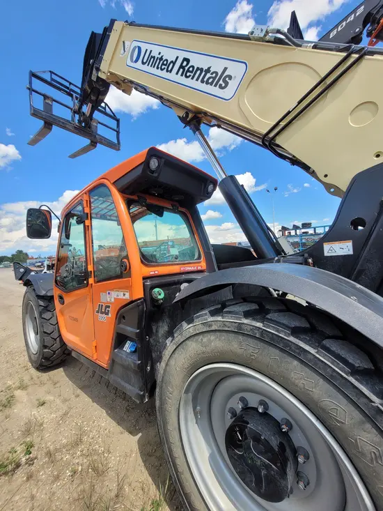 2021 JLG 1055 Forklift