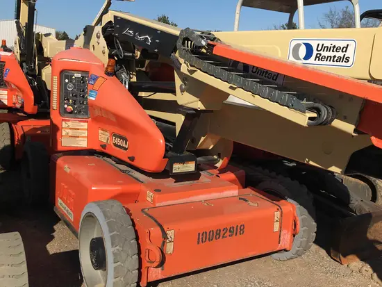 2012 JLG E450AJ Articulating Boom Lift