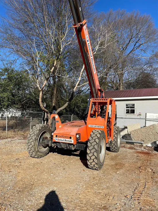 2016 SKYTRAK 6042 Forklift