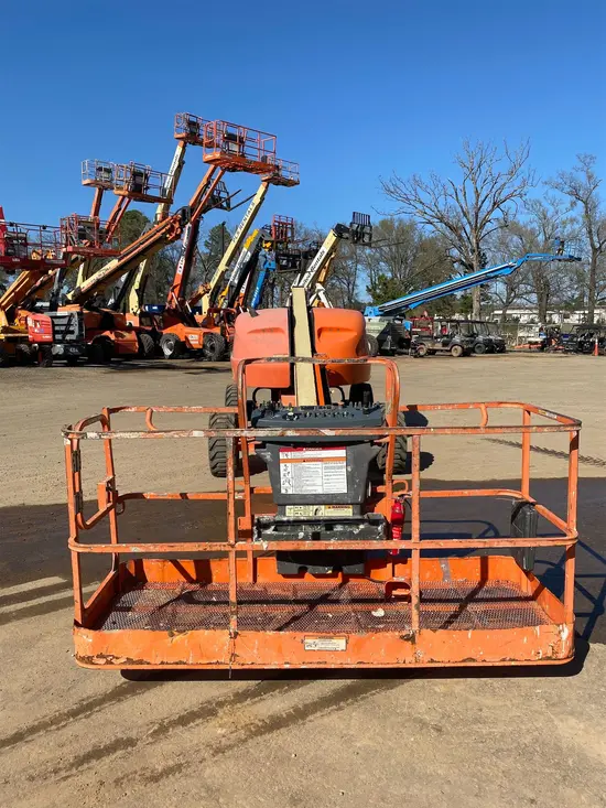 2012 JLG 400S Boom Lift