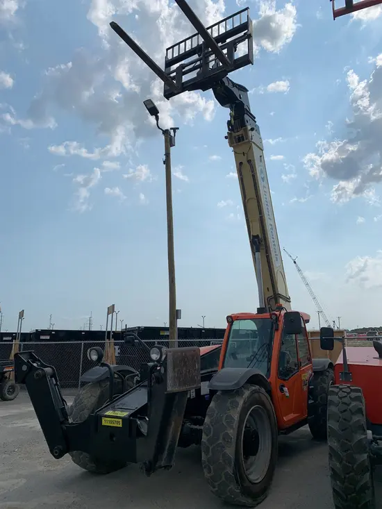 2020 JLG 1255 Forklift
