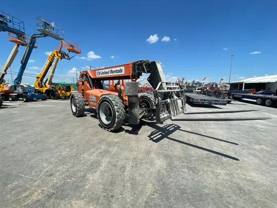 2016 SKYTRAK 10054 Forklift
