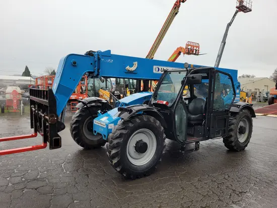 2016 Genie GTH-844 Forklift