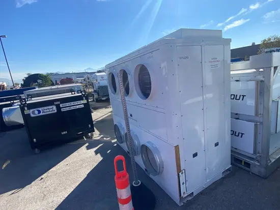 2017 American Event Services 30TV480WK030A