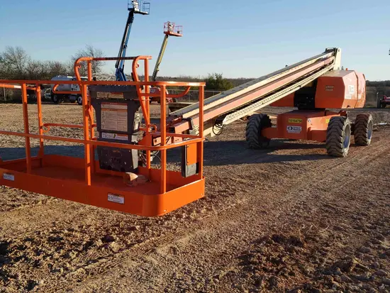 2013 JLG 800S Boom Lift