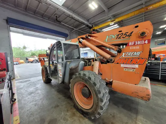 2008 XTREME XRM1254 Forklift