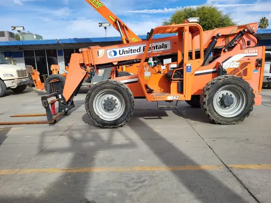 2015 SKYTRAK 6042 Forklift