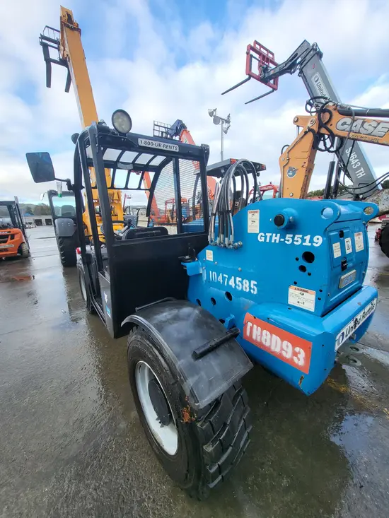 2016 Genie GTH-5519 Forklift