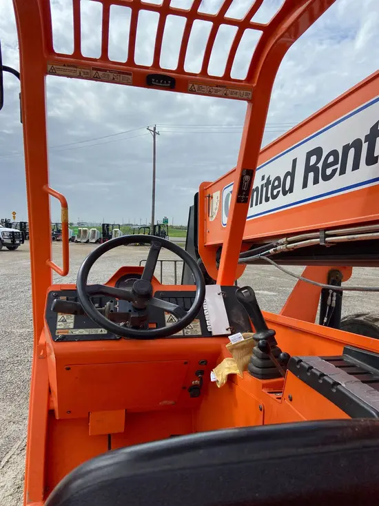 2016 SKYTRAK 6042 Forklift