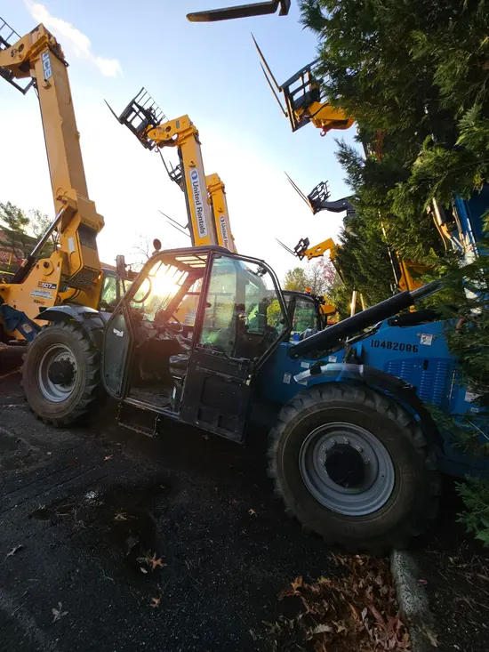2016 Genie GTH-1056 Forklift