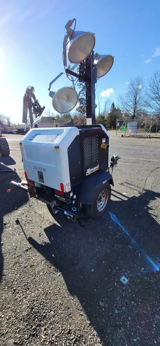 2017 Allmand NIGHT-LITE PRO Towable Light Tower