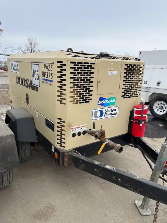 2018 Doosan P425/HP375WCU Air Compressor