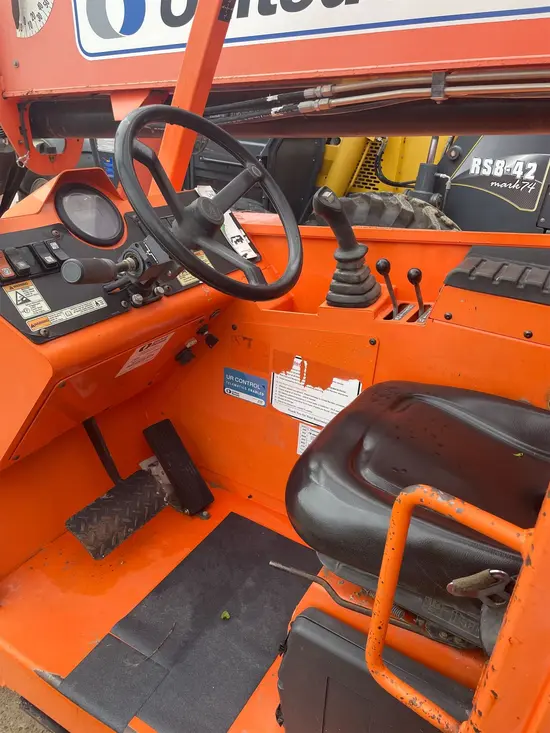 2016 SKYTRAK 8042 Forklift
