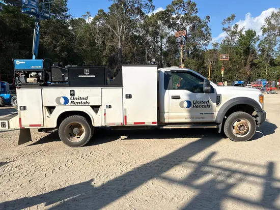 2017 Ford F550REGD4WD
