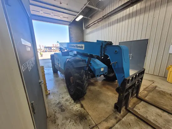 2016 Genie GTH-844D Forklift
