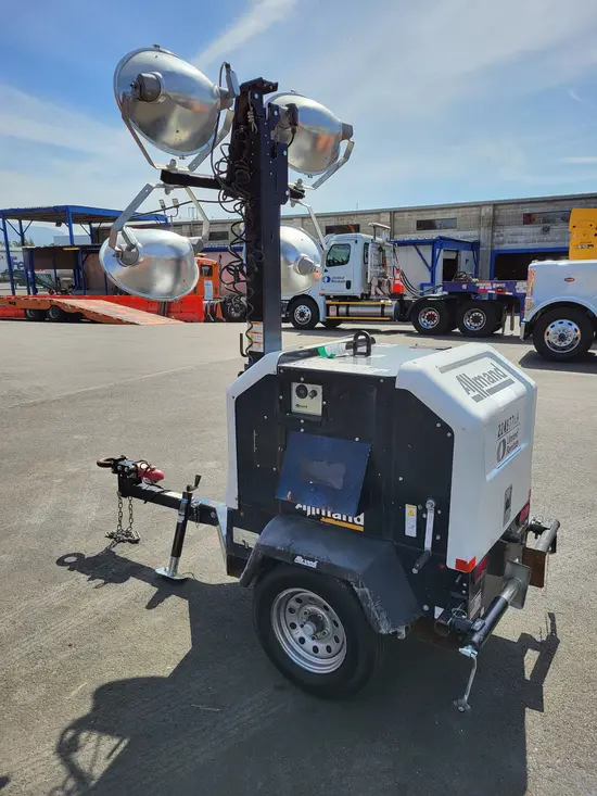 2019 Allmand NLV-ML3EC Portable Work Light