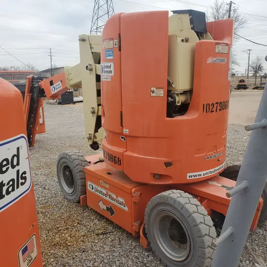 2014 JLG E300AJP Articulating Boom Lift