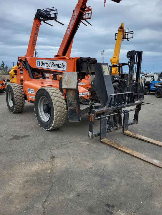 2016 SKYTRAK 10054 Forklift